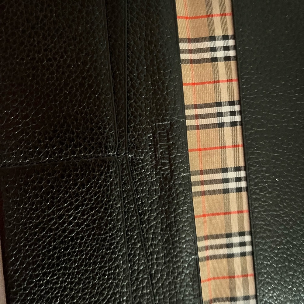 Burberry Black Leather slim wallet - Picture 5 of 5